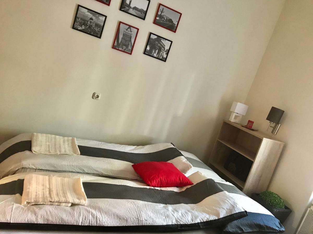 City Apartman Pécs Eksteriør bilde